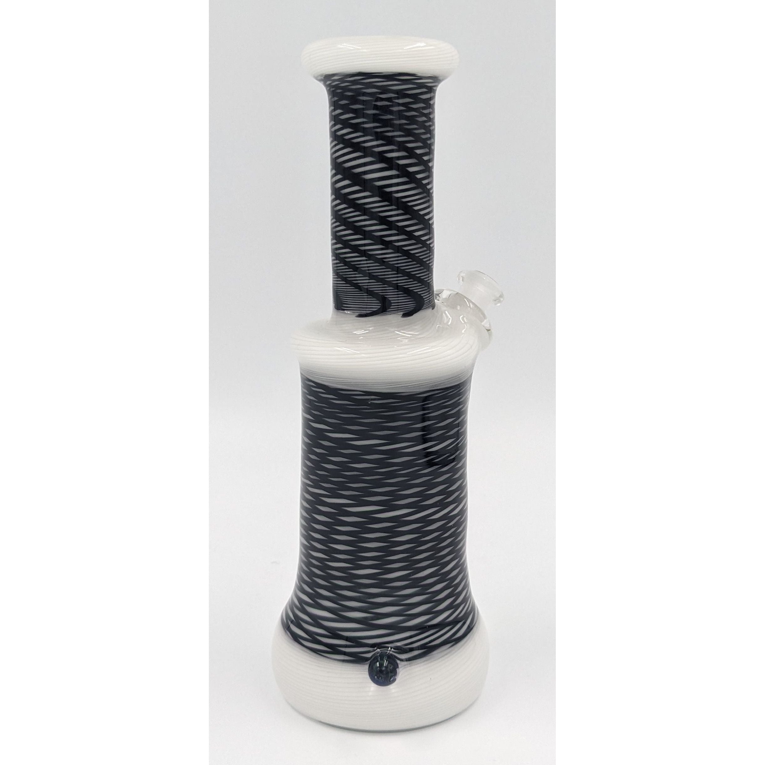 Rig | George E | Retti | Black and White | Millenium Smoke Shop