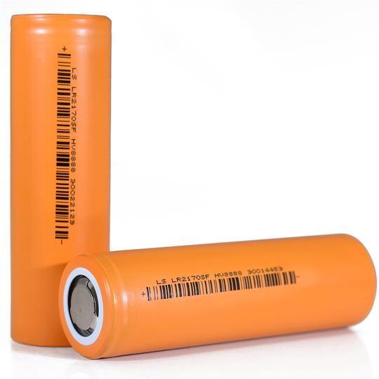 Lishen 21700 4500mAh 13.5a Rechargeable Battery Pair Lowest Price at Millenium Smoke Shop